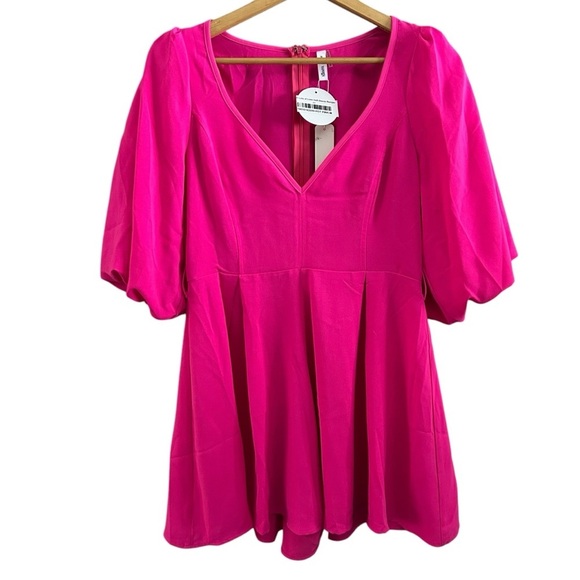 Glam Boutique Style Women’s Hot Pink Lots of Love Half-Sleeve Romper Zip Shorts‎ - Picture 1 of 8